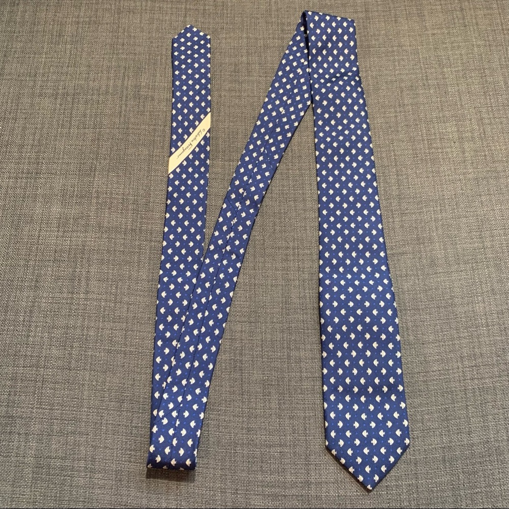 Salvatore Ferragamo Fish Print Silk Tie (Blue)